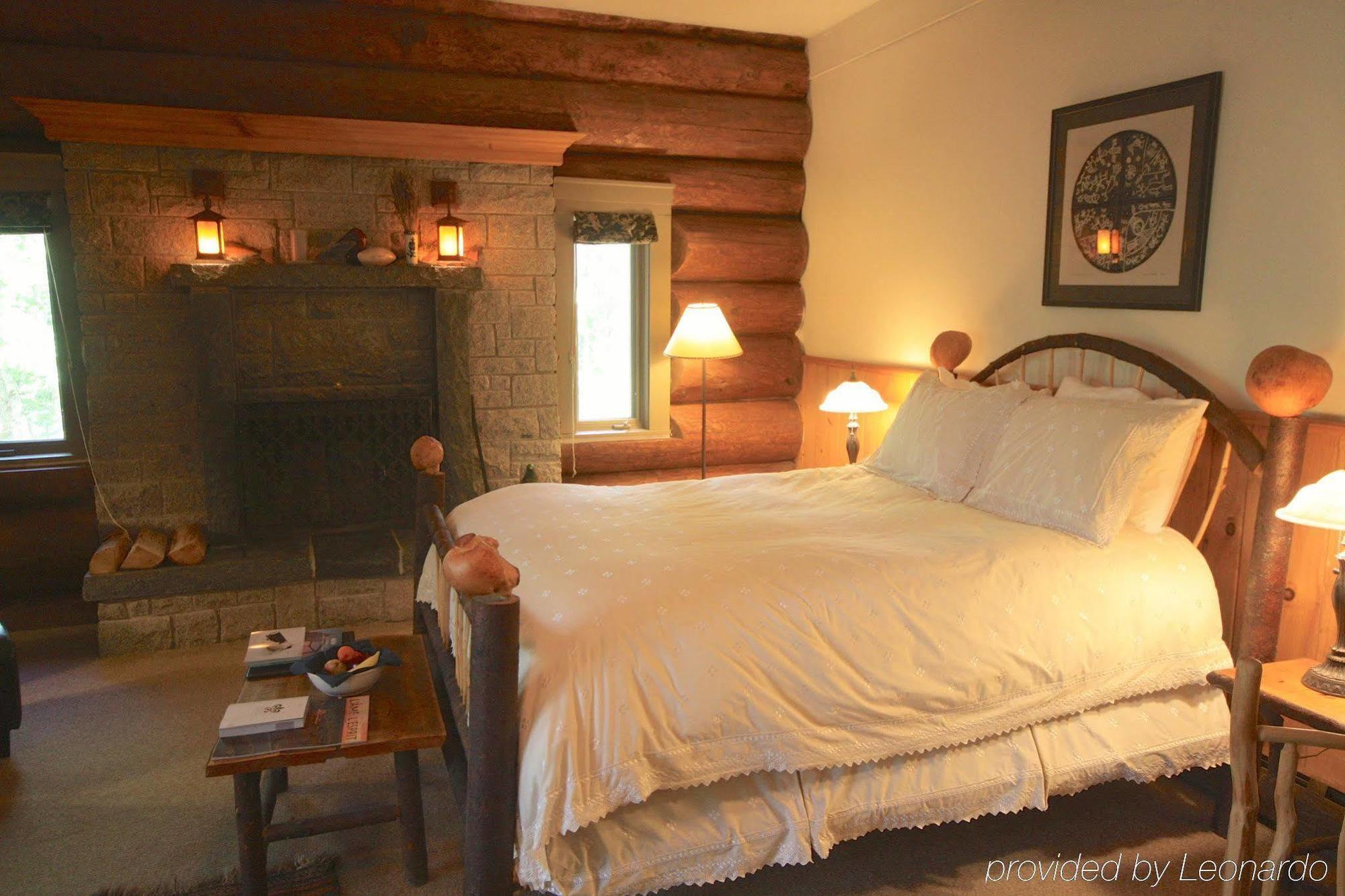 Trout Point Lodge Of Nova Scotia East Kemptville Chambre photo