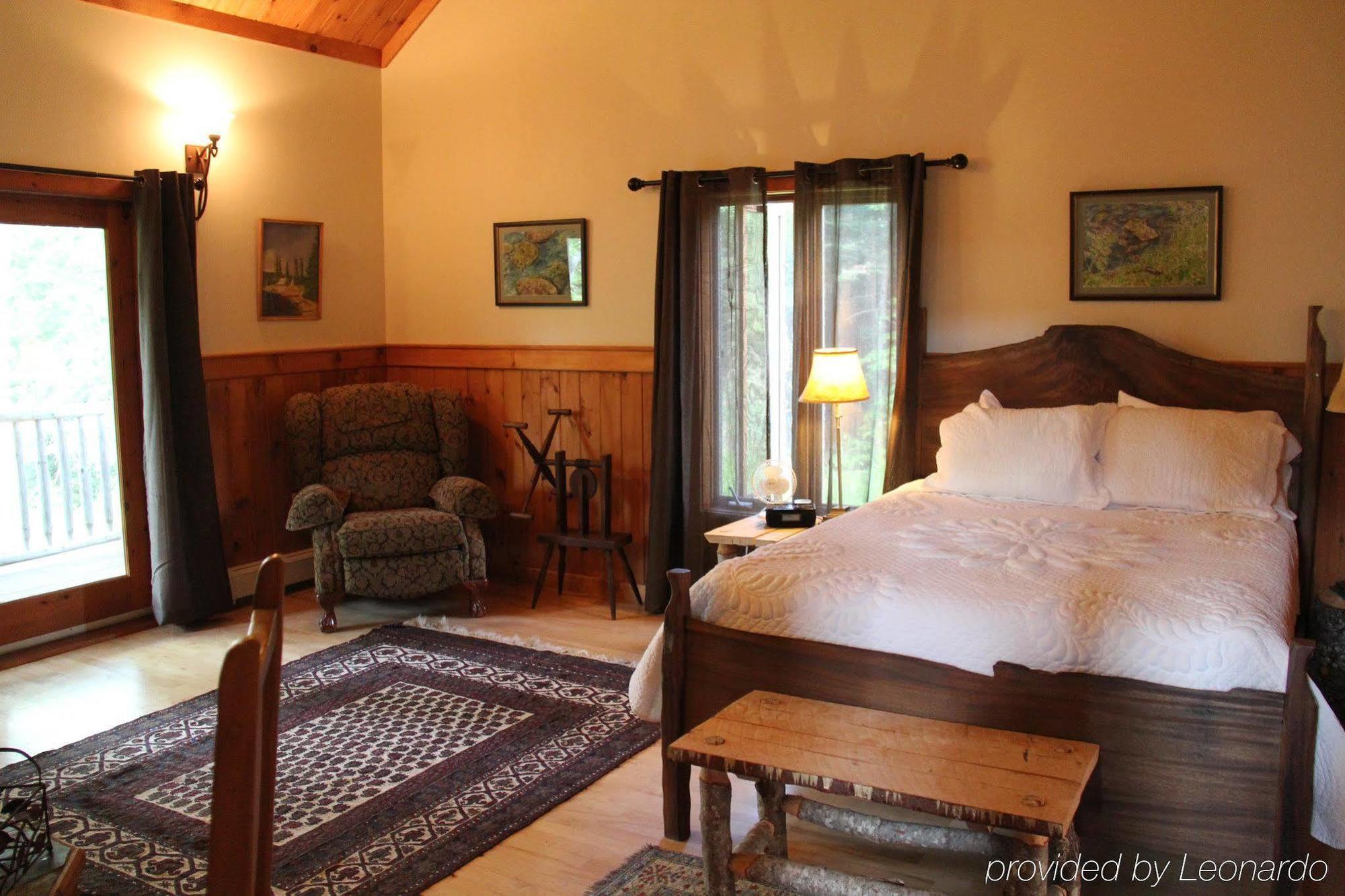 Trout Point Lodge Of Nova Scotia East Kemptville Chambre photo