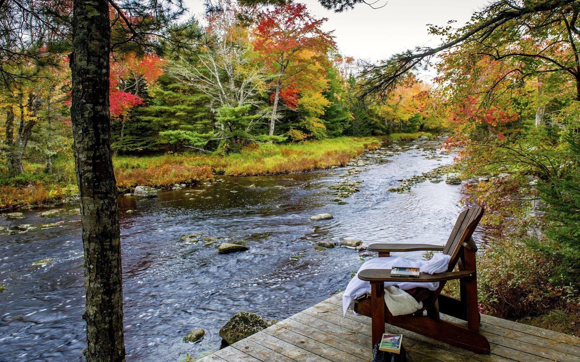Trout Point Lodge Of Nova Scotia East Kemptville Extérieur photo